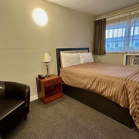 Valemount Vacation Inn Eksteriør billede